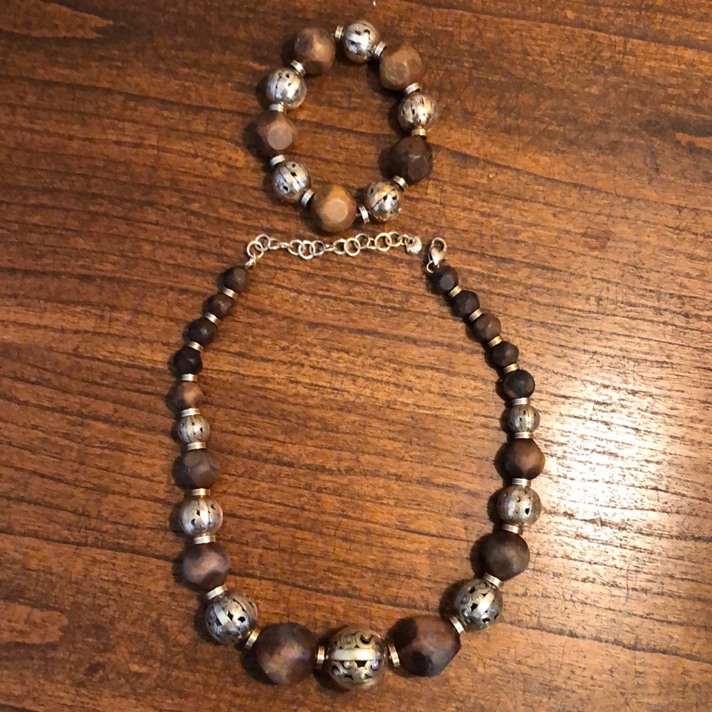 Brighton silver and wood choker/necklace and stretch bracket set